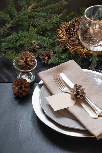 Christmas Table Setting Silverware Dark Natural Evergreen Decor Black Table — Stock Photo, Image