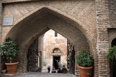 Georgia Tbilisi. Tapınak Anchiskhati giriş.
