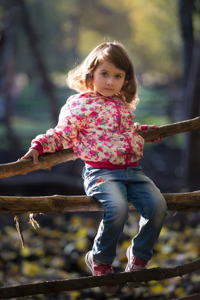 Little Girl Park — Stock Photo, Image