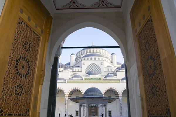 Mezquita Camlica Tiene Distinción Ser Mezquita Más Grande Turquía Foto — Foto de Stock