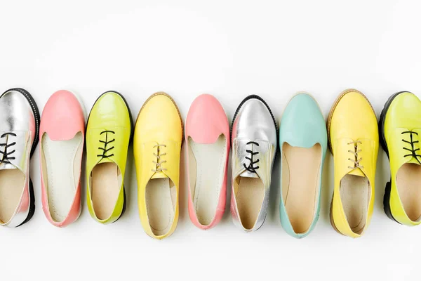 Elegantes Zapatos Primavera Otoño Femeninos Varios Colores Concepto Belleza Moda —  Fotos de Stock