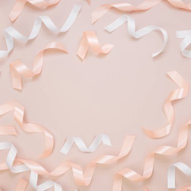 tatil pembe pastel arka plan şeritler