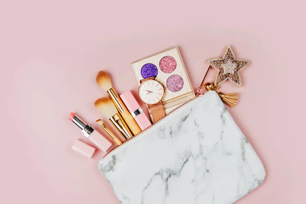 Borsa Cosmetica Con Accessori Bellezza Prodotti Trucco — Foto Stock