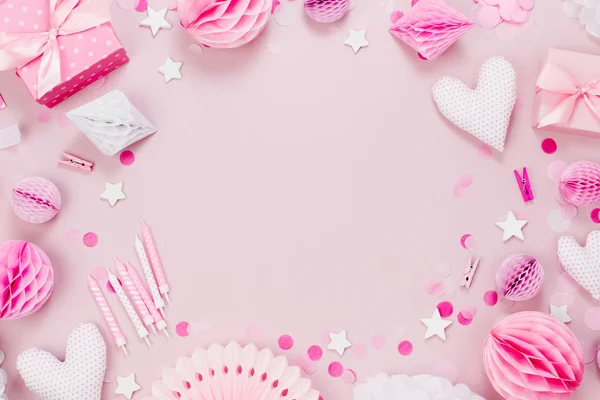 Moldura Feita Rosa Branco Papel Decorações Doces Corações Presentes Confetes — Fotografia de Stock