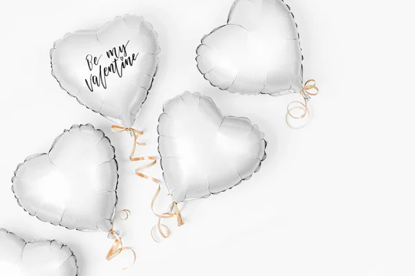 Ballons Air Forme Coeur Sur Fond Blanc Concept Amour Fête — Photo
