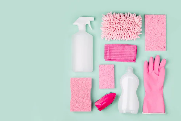 Detergents Cleaning Accessories Pink Color Cleaning Service Concept Flat Lay — Stock Photo, Image