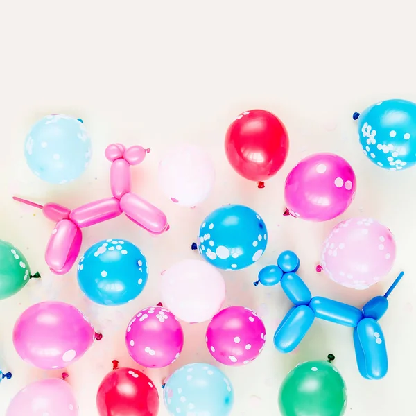 Balões Coloridos Fundo Cor Pastel Conceito Festivo Festa Aniversário — Fotografia de Stock