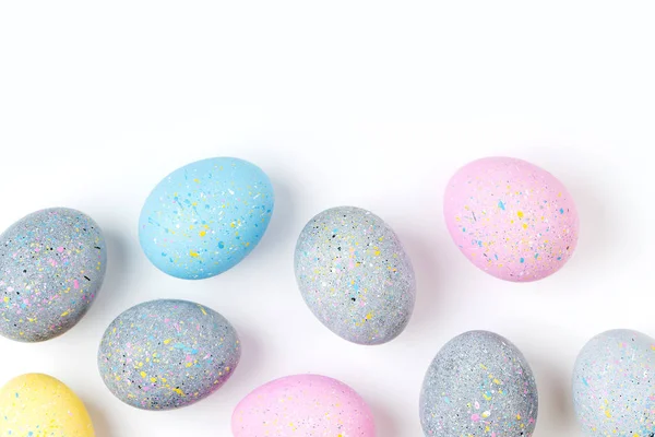 Fondo Con Huevos Pascua Color Rosa Pálido Azul Amarillo Gris — Foto de Stock