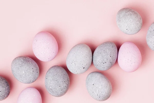 Fondo Elegante Huevos Pascua Color Rosa Pálido Gris Huevos Pascua — Foto de Stock