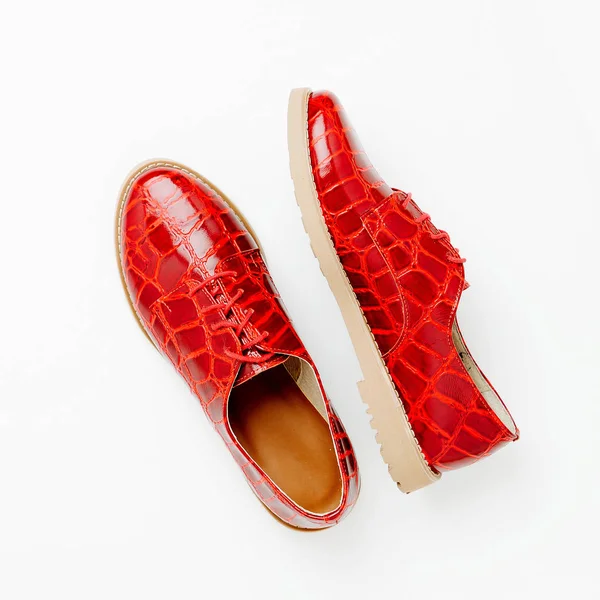 Sapatos Primavera Outono Femininos Elegantes Cores Vermelhas Conceito Beleza Moda — Fotografia de Stock