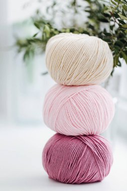 İplik örme pastel renklerde için. 