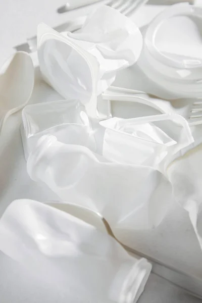 Plástico Blanco Solo Uso Sobre Fondo Blanco Primer Plano — Foto de Stock
