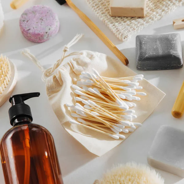 Orejas Bambú Natural Con Accesorios Baño Eco Productos Cosméticos Herramientas — Foto de Stock