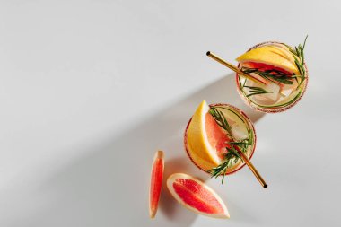 Greyfurt ve salatalık Kokteyl İlkbahar ya da yaz için mükemmel!