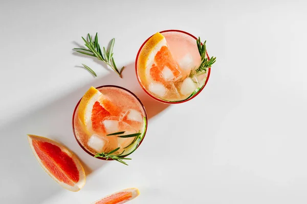Grapefruit Gurken Gin Cocktail Perfekt Für Frühling Oder Sommer — Stockfoto