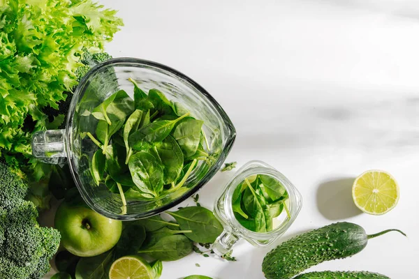 Ingredients Green Smoothies Blender Healthy Food Concept Spinach Green Vegetables — Stock Photo, Image