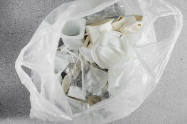 Plastik torba beyaz tek kullanımlık plastik, plastik ve ekoloji geri dönüşüm kavramı