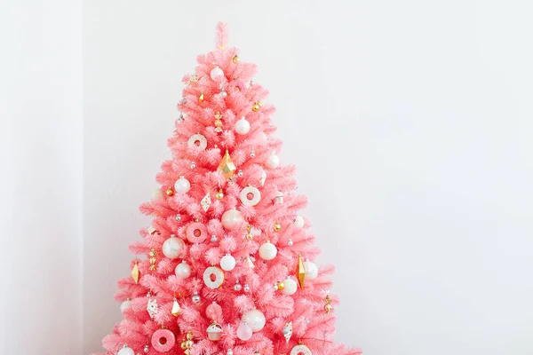 Árvore Natal Rosa Decorações Natal Cor Branca Dourada Fundo Natal — Fotografia de Stock