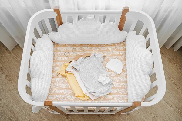 Set Babybodysuits Voor Een Pasgeborene Wieg Wieg — Stockfoto