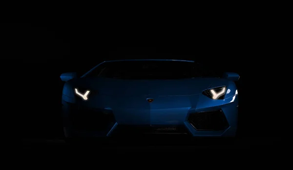 Алматы, Казахстан. 08: Lamborghini Aventador. роскошный стильный спортивный автомобиль на темном черном фоне. 3D рендеринг — стоковое фото