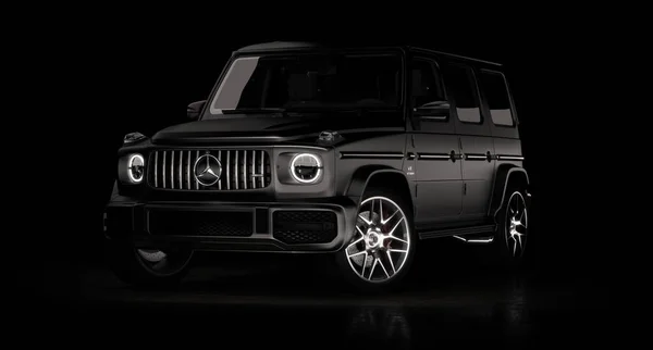 Moskova, Rusya Haziran 2020: Mercedes-AMG G G 63 'ün siyah arka planda özel versiyonu, Mercedes-Benz tarafından üretilen G-sınıfı off-road arabası. 3d hazırlayıcı