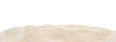 Beyaz üzerine izole edilmiş kuru kum yığını.