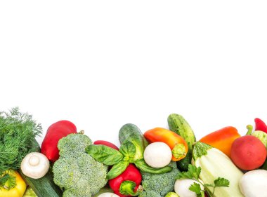 Farklı sebzelerden beyaz üzerine çerçeve.