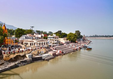 Rishikesh, Hindistan 'daki kutsal kasaba ve seyahat merkezi.
