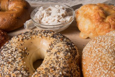 simit ve krem peynir