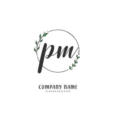İlk P M PM el yazısı ve daire şeklinde imzalı logo tasarımı. Moda, takım, düğün, lüks logo için güzel tasarım logosu.