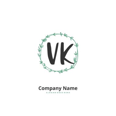 İlk V K VK el yazısı ve daire şeklinde imzalı logo tasarımı. Moda, takım, düğün, lüks logo için güzel tasarım logosu.