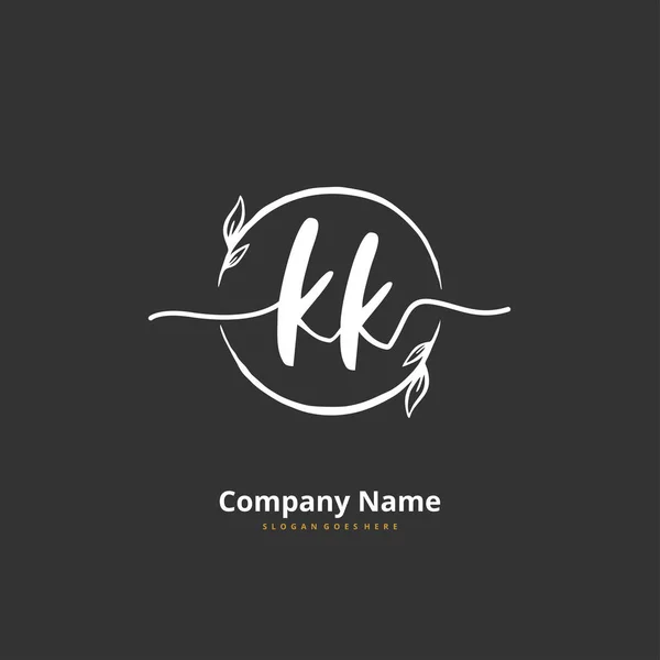 Kk的初始笔迹和签名标志设计与圆圈 豪华标志的漂亮设计手写体标志 — 图库矢量图片