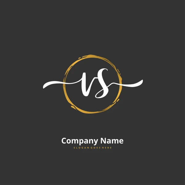 Vs円との初期手書きと署名のロゴデザイン ファッション チーム 結婚式 高級ロゴのための美しいデザイン手書きのロゴ — ストックベクタ