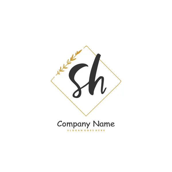Sh円と初期手書きと署名のロゴデザイン ファッション チーム 結婚式 高級ロゴのための美しいデザイン手書きのロゴ — ストックベクタ