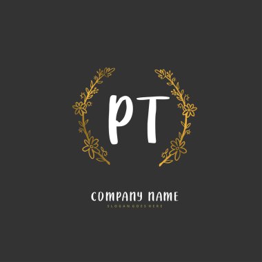 P T PT ilk el yazısı ve daire şeklinde imzalı logo tasarımı. Moda, takım, düğün, lüks logo için güzel tasarım logosu.