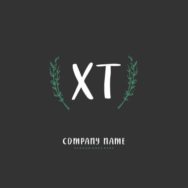 X T XT İlk el yazısı ve daire şeklinde imzalı logo tasarımı. Moda, takım, düğün, lüks logo için güzel tasarım logosu.