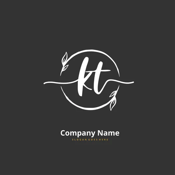 Ilk Yazısı Imzalı Logo Dizaynı Moda Takım Düğün Lüks Logo — Stok Vektör
