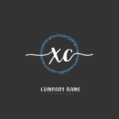 X C XC İlk el yazısı ve daire şeklinde imzalı logo tasarımı. Moda, takım, düğün, lüks logo için güzel tasarım logosu.