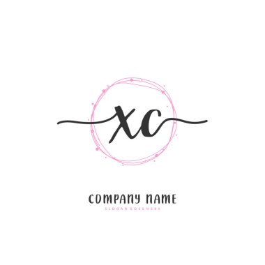 X C XC İlk el yazısı ve daire şeklinde imzalı logo tasarımı. Moda, takım, düğün, lüks logo için güzel tasarım logosu.