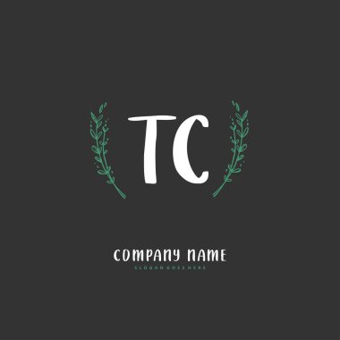 T C TC İlk el yazısı ve imzalı logo dizaynı daire şeklinde. Moda, takım, düğün, lüks logo için güzel tasarım logosu.