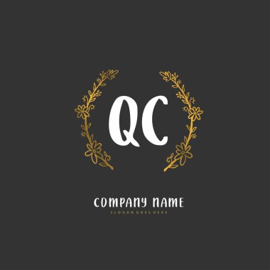 Q C QC İlk el yazısı ve imzalı logo dizaynı daire şeklinde. Moda, takım, düğün, lüks logo için güzel tasarım logosu.