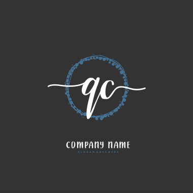 Q C QC İlk el yazısı ve imzalı logo dizaynı daire şeklinde. Moda, takım, düğün, lüks logo için güzel tasarım logosu.