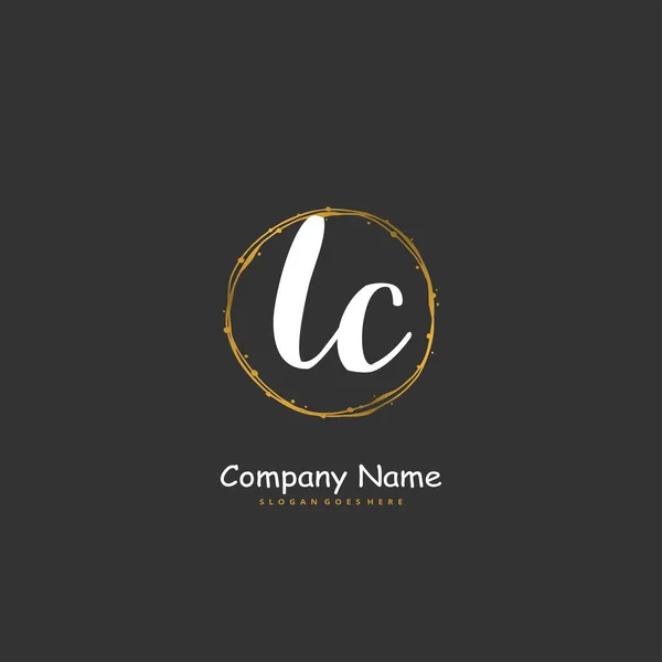 Lc円と初期手書きと署名のロゴデザイン ファッション チーム 結婚式 高級ロゴのための美しいデザイン手書きのロゴ — ストックベクタ