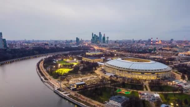 Moskova cityscape panorama geceleri — Stok video