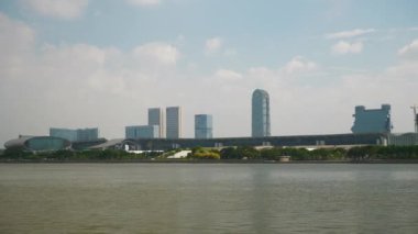 Gün zaman guangzhou gökyüzü hava panorama. 4 k görüntüleri Çin