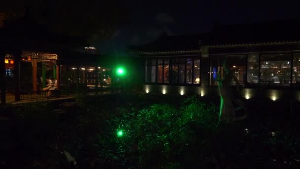 夜の映像で珠海市通り交差点空中パノラマ — ストック動画