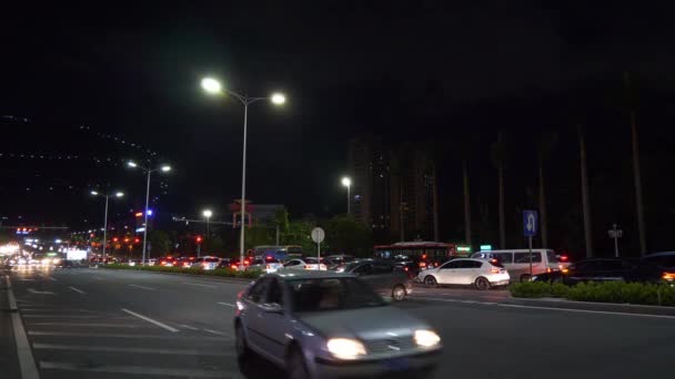夜の珠海市のトラフィック 通り交差点空中パノラマ タイムラプス映像 — ストック動画
