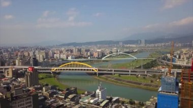 Gün zaman Taipei cityscape panorama. 4 k görüntüleri Çin