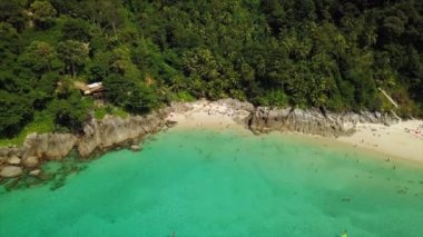 ünlü tatil Beach phuket Adası'nın panoramik çekim. 4 k görüntüleri