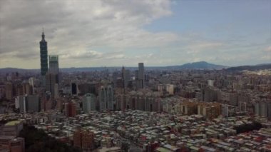 Gün zaman Taipei cityscape panorama. 4 k görüntüleri Çin